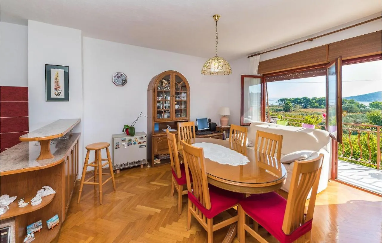 Beautiful Apartment In Trogir With Wifi Croatia