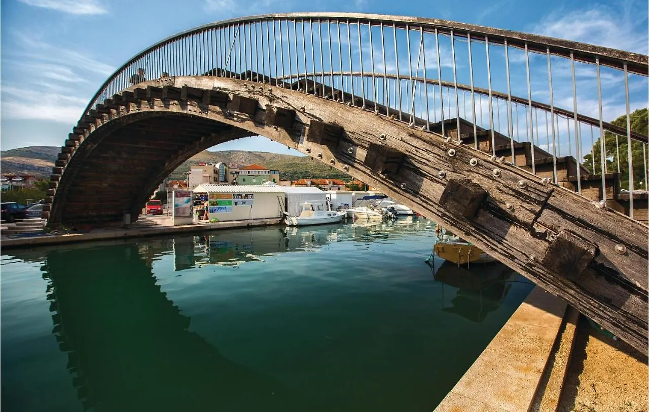 Beautiful Apartment In Trogir With Wifi