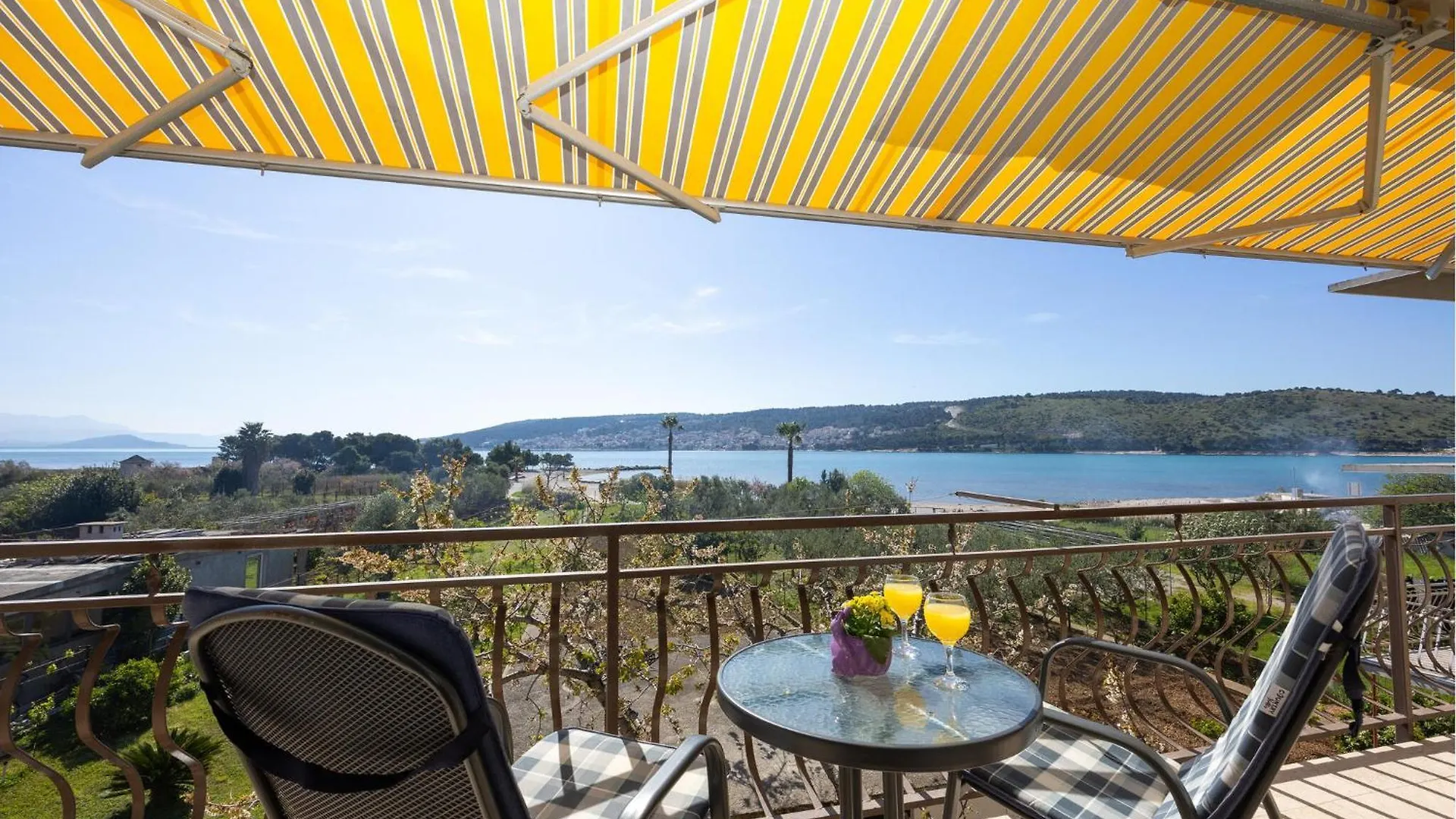 Beautiful Apartment In Trogir With Wifi location